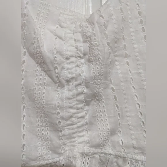 Shein crop top - Picture 2 of 5